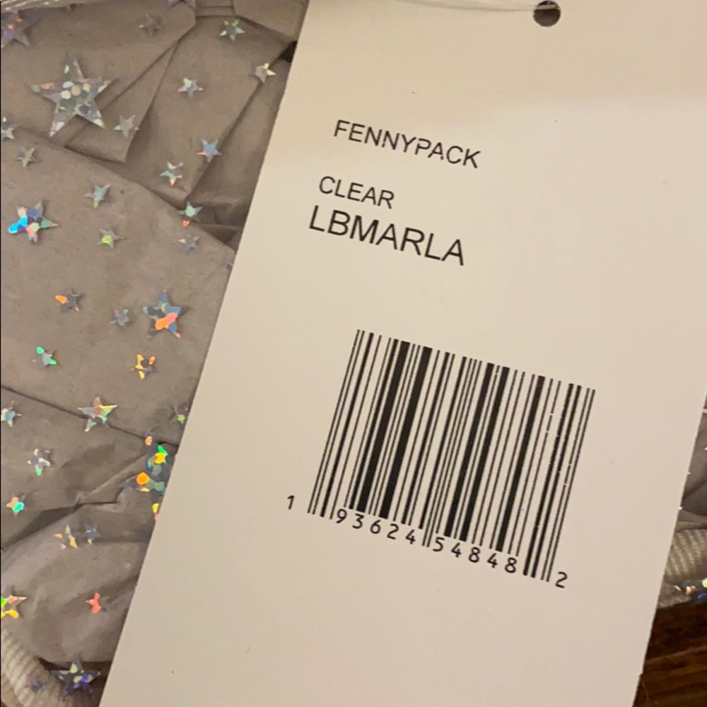 Betsey Johnson Fannypack - Picture 6 of 6